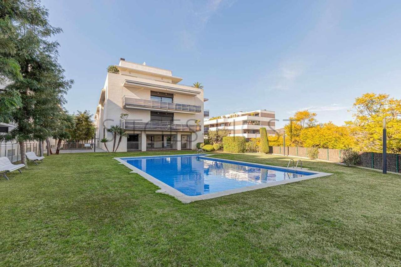 Sitges Port Con Piscina A 5 Minutos De La Playa Apartment Exterior photo